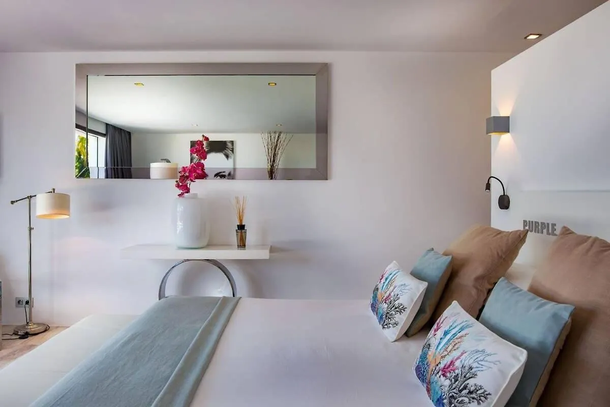 Morning Sun Villa with Excellent Finish Quartier de Lorient 圣巴泰勒米